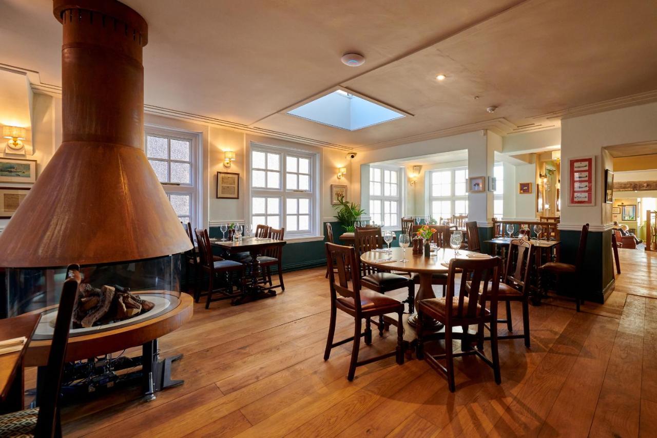 The Ship Hotel Parkgate  Exterior photo