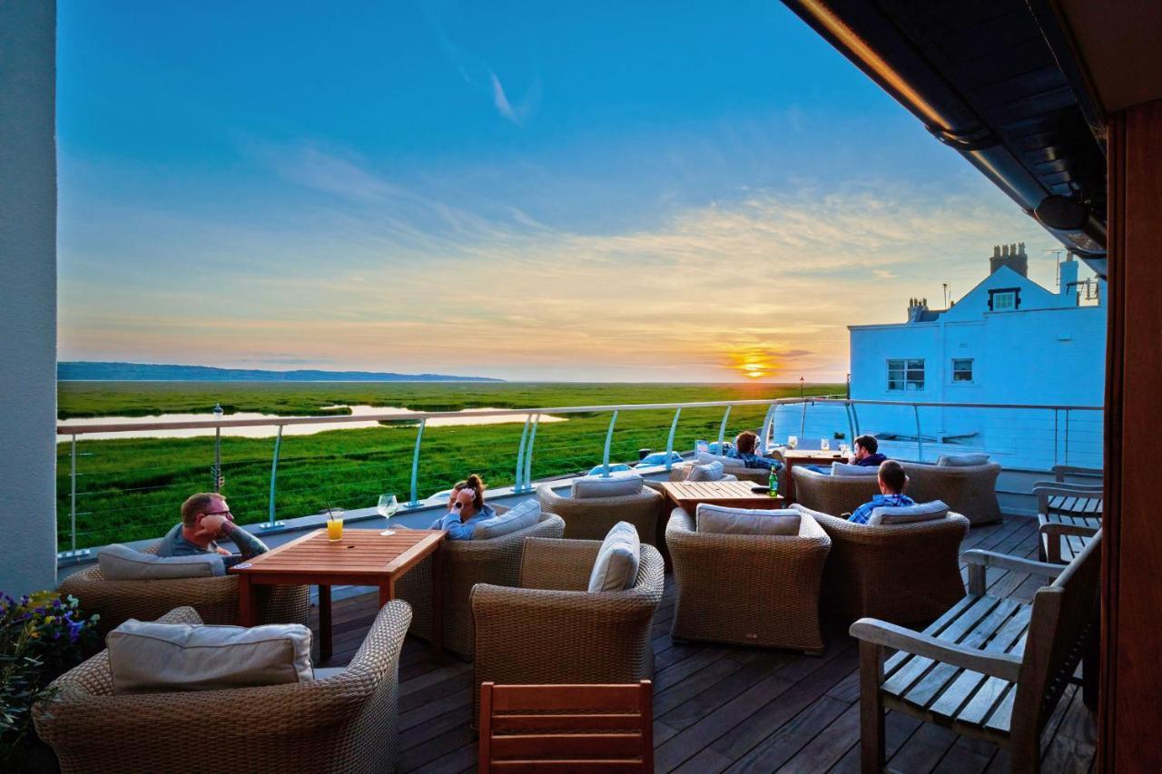 The Ship Hotel Parkgate  Exterior photo