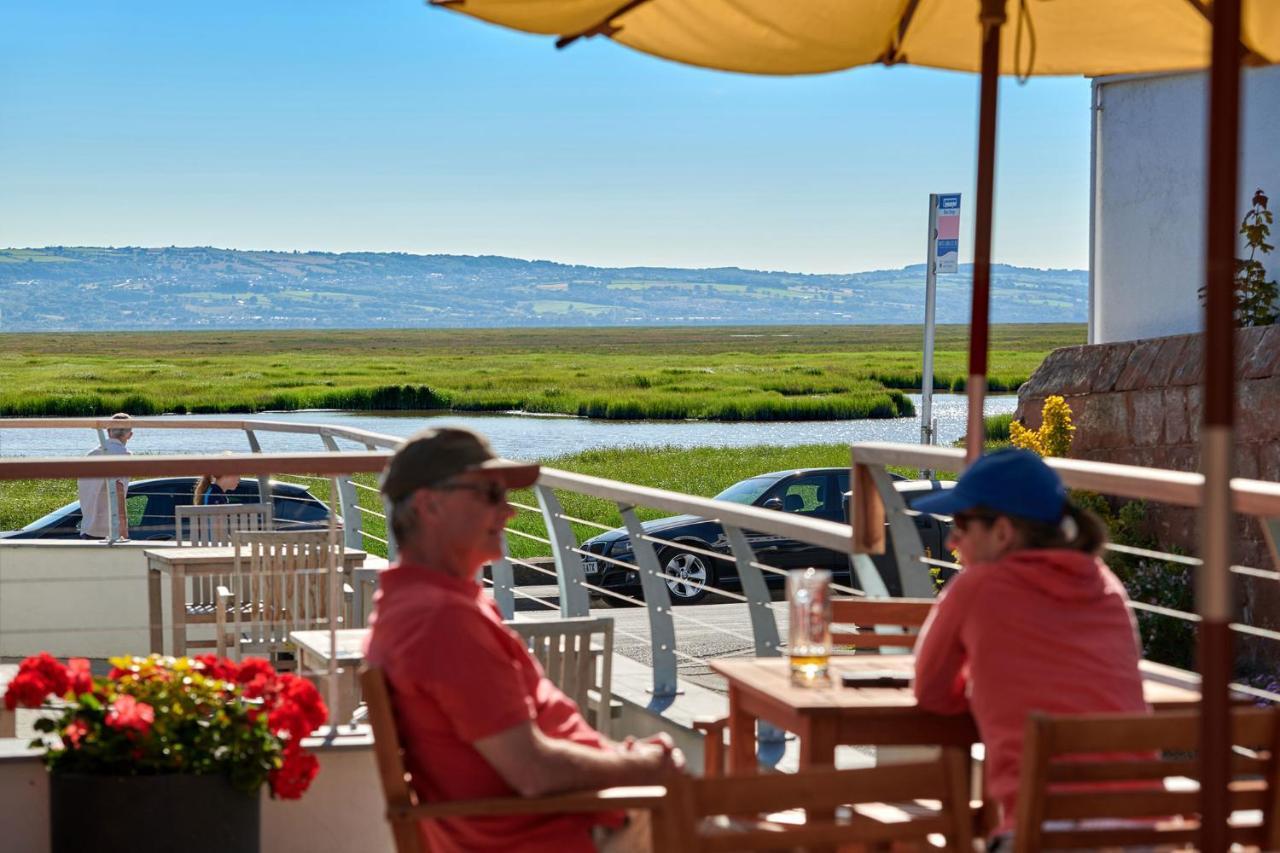 The Ship Hotel Parkgate  Exterior photo